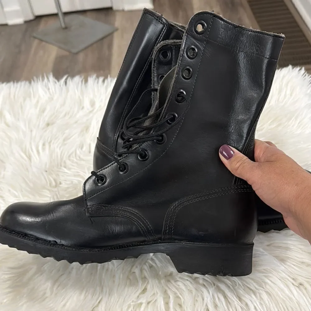 Bata Mens Black Lace-Up Boots Size 7W